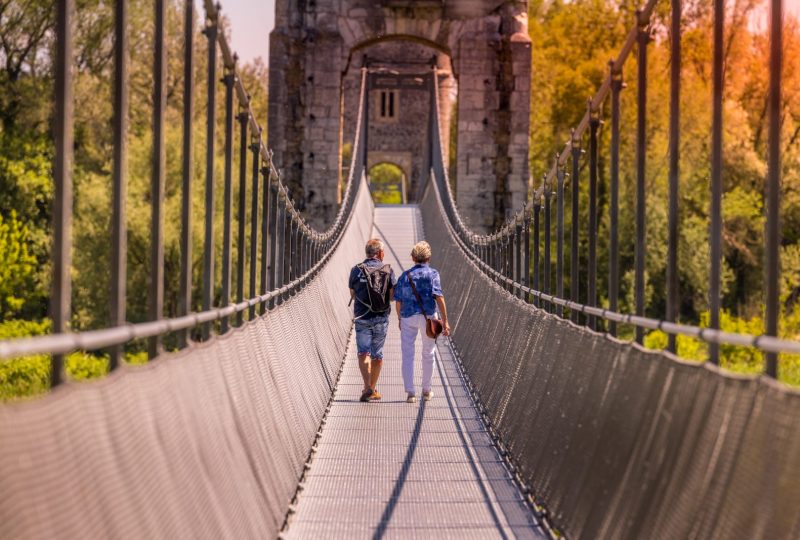 Visite guidée de la passerelle himalayenne de Rochemaure à Rochemaure - 0