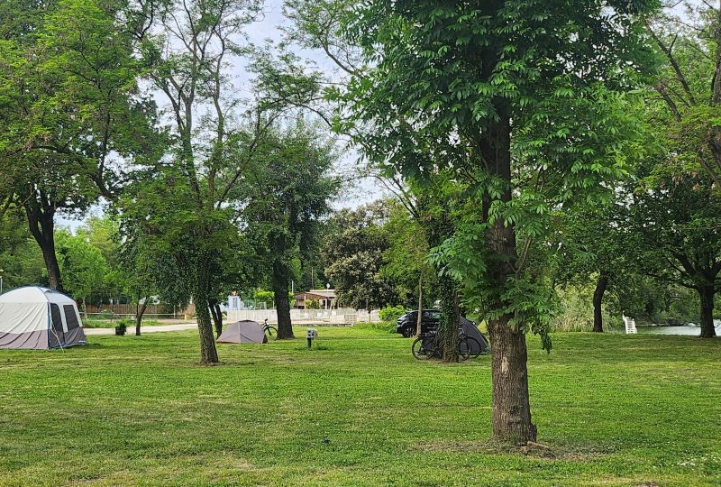 camping de l’île blanc à Ancône - 2